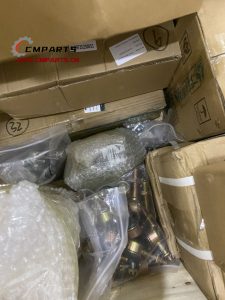 Order Shantui SD16 SD22 SD32 Bulldozer Truck Parts by Congo Completed (Pedido de piezas de camión bulldozer Shantui SD16 SD22 SD32 por Congo completado)